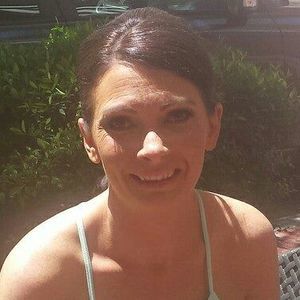 Meet your Posher, Cara